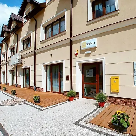 Apartamenty Gizycko 3* 기지크코